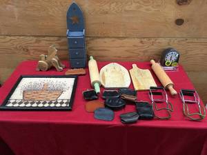 lot 82 image: Misc Items
