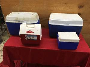 lot 128 image: Four Coolers