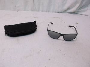 lot 62 image: Ray Ban