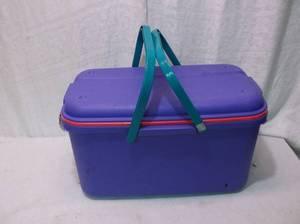 lot 71 image: Storage Container