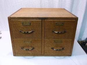 lot 110 image: AntiqueVintage