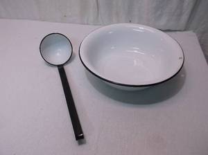 lot 120 image: AntiqueVintage