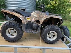lot 2 image: 2008 Yamaha Grizzly 700 ATV