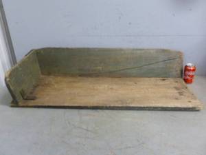 lot 20 image: Antique Buckboard Seat