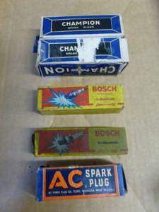 lot 33 image: New Vintage Spark Plugs