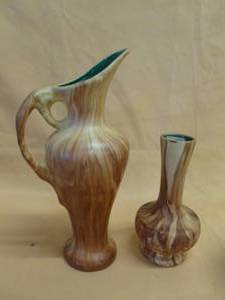 lot 47 image: Vintage Vases