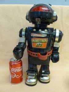 lot 52 image: Robot Toy