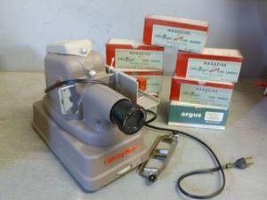lot 79 image: Vintage Slide Projector