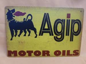 lot 99 image: Sign