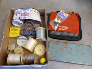 lot 89 image: Fishing Items