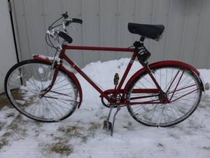 lot 178 image: Vintage Raleigh Bike