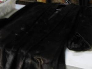 lot 26 image: Mink fur Coat