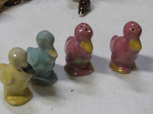 lot 34 image: Rosemeade Pottery ducks