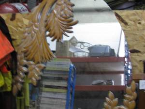 lot 61 image: Vintage Mirror