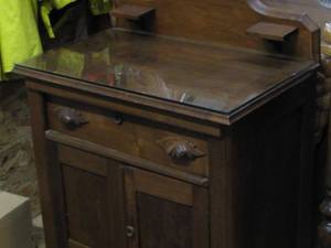 lot 62 image: Vintage DresserWash Stand