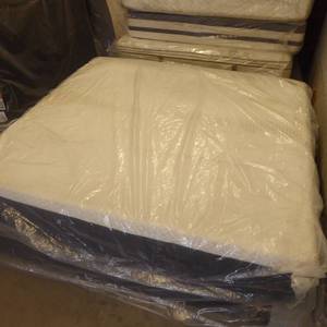 Brooklyn Aurora Luxury Hybrid King Mattress