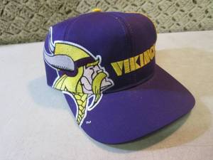 lot 24 image: Minnesota Vikings Embroidered Cap N...