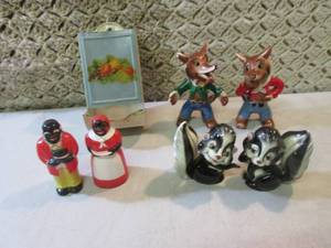 lot 93 image: Vintage Salt & Pepper Shakers and M...