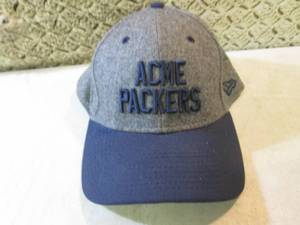 lot 107 image: 39 Thirty Acme Packers NFL Cap Size...