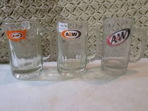 lot 139 image: 3 Medium A&W Mugs  RM3...