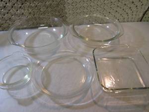 lot 143 image: Assorted Pyrex Ovenware  RMC...