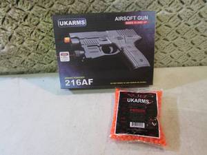 lot 164 image: Airsoft Gun with Laser and Pack of ...