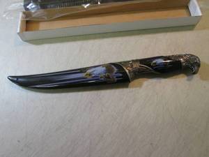 lot 171 image: 13 Black Decorative Eagle Knife wi...