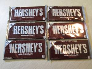 lot 185 image: 6 X-Large Hersheys Milk Chocolate C...