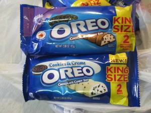 lot 235 image: 12 Assorted Oreo Candy Bars  B-1  ...