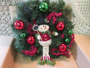 lot 262 image: Light-Up 20 Snowman Wreath New in ...