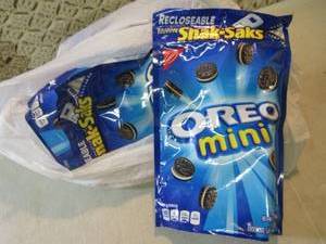 lot 240 image: 6 Bags of Oreo Mini Cookies Best by...