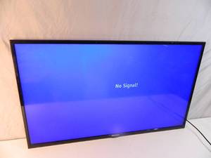 lot 2 image: 46 Inch LED Flat Screen TV