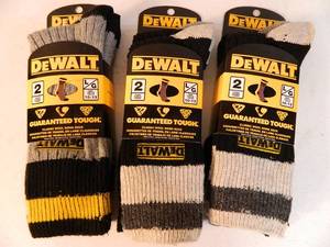 lot 49 image: 6 New Pairs of DeWalt Wool Socks