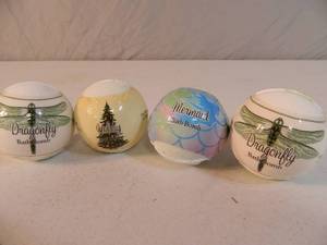 lot 58 image: 4 New Primal Elements Bath Bombs