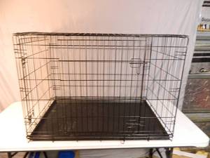 lot 89 image: New Large Pet Kennel