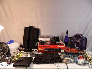 lot 116 image: Assorted Electronics