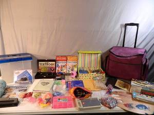 lot 152 image: Craft and Office Items