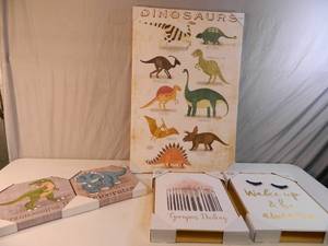 lot 157 image: Canvas Art