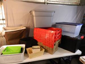 lot 170 image: Totes and Organizers