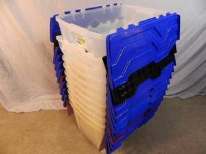lot 21 image: 11 Totes with Hinged Lids