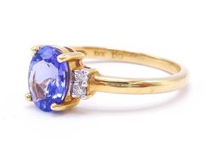 lot 24 image: Gorgeous, High-End Tanzanite and Diamond Estate Ring in 18k Yellow Gold