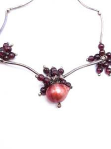 lot 50 image: Elegant Colorful Pearl and Bead Estate Bracelet in Sterling Silver