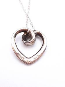 lot 58 image: Ladies Heart Shaped Estate Necklace in Sterling Silver