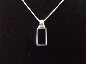 .925 Sterling Silver Inlayed Black Onyx Pendant Necklace