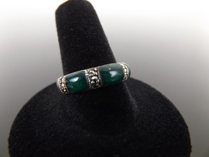.925 Sterling Silver Art Nouveau Green Gem Ring Size 9.5