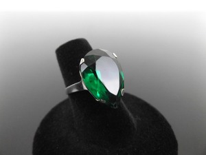 .925 Sterling Silver Pear Cut Emerald Crystal Ring Size 5.75