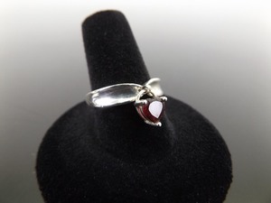 .925 Sterling Silver Heart Cut Dangle Ring Size 8.25