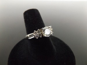 .925 Sterling Silver Crystal Ring Size 7