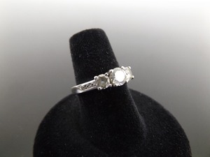 .925 Sterling Silver Crystal Ring Size 6.5