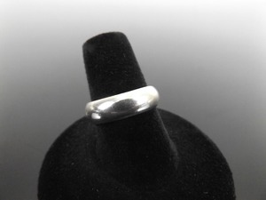 .925 Sterling Silver Band Ring Size 7.25